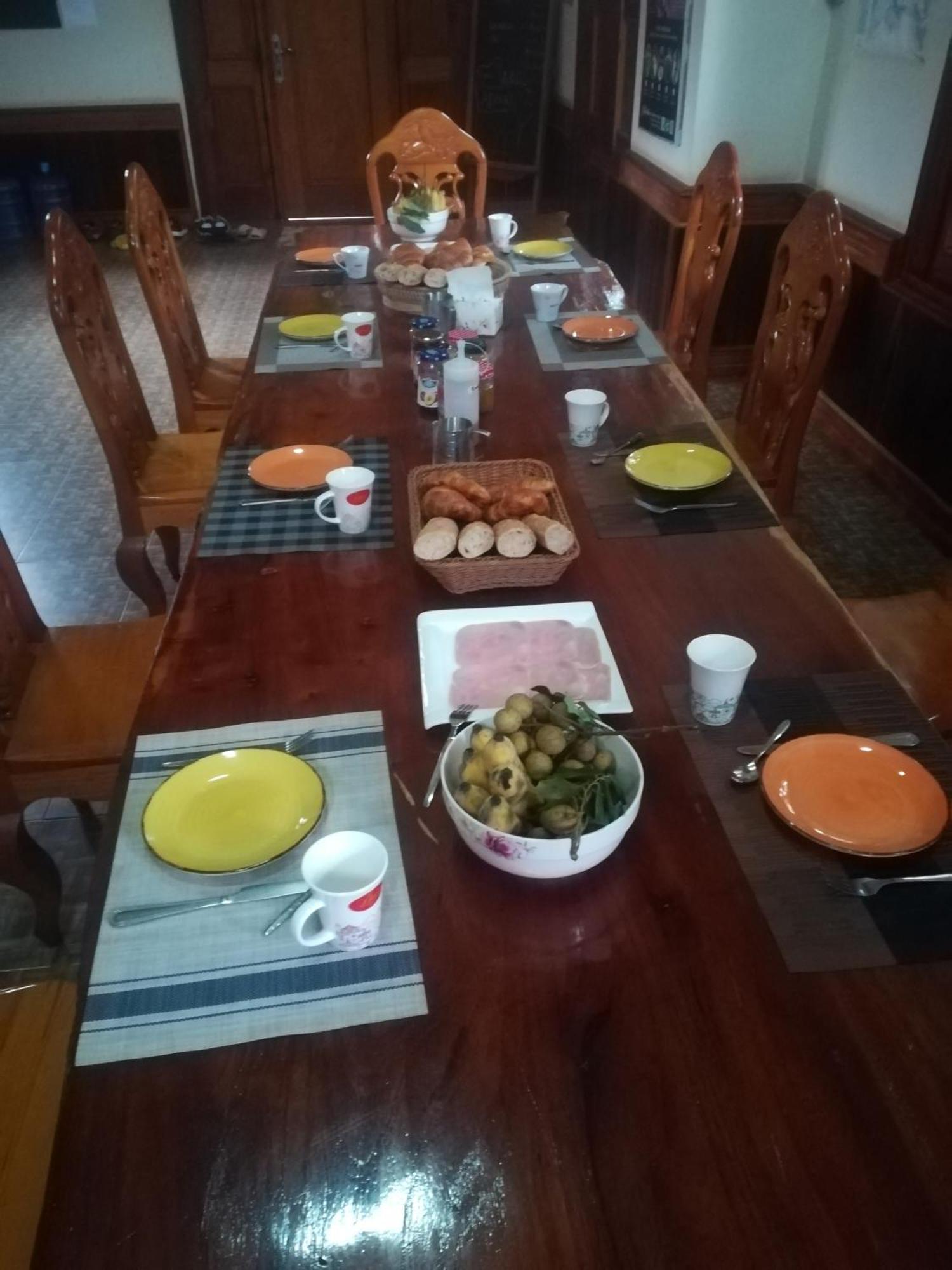 Pukyo Bed And Breakfast Belgian Lao Ban Nangoy Exteriör bild